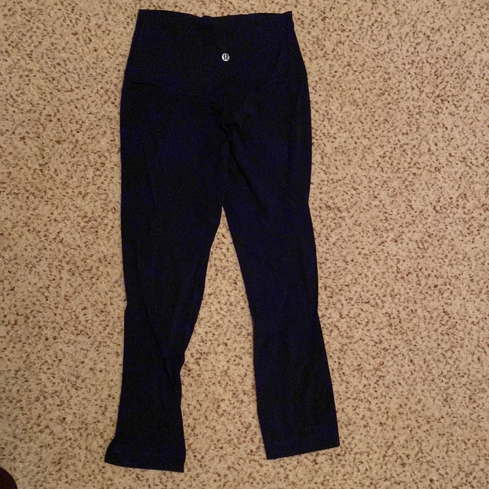 Lululemon align leggings Navy excellent condition. 23in sz 4